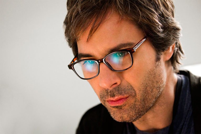 Seriado Travelers estreia no Netflix