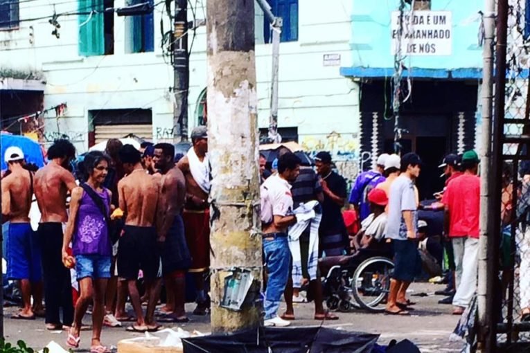 Cracolândia, São Paulo: A vida é um emaranhado de nós.