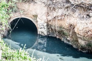 Riacho Tué em Ribeira do Pombal -BA pede socorro.
