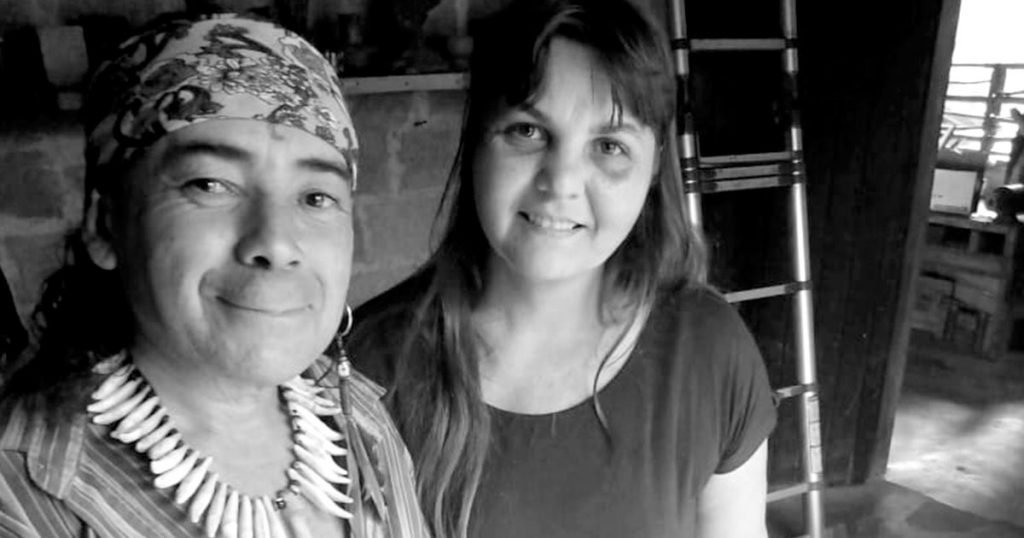 Professora da rede pública precisava acampar em m…