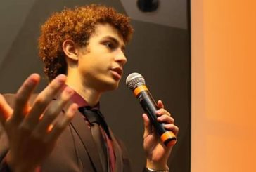 Eleição com jovem candidato ajuda a renovar a política no Brasil