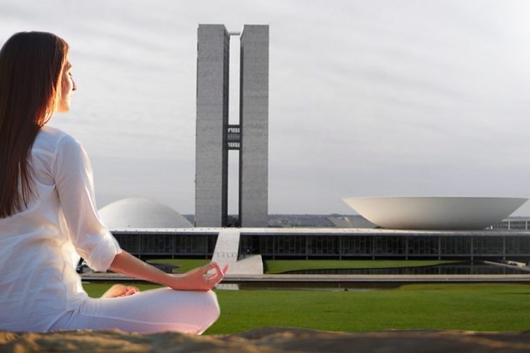 A política sob a visão do Yoga