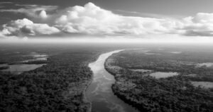 Água contaminada por substâncias que o planeta ainda não consegue eliminar